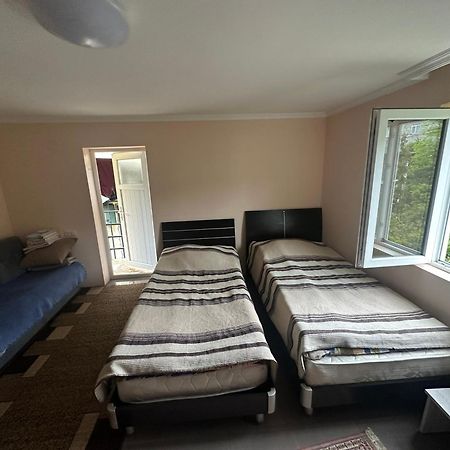 Отель Nita House Батуми Экстерьер фото