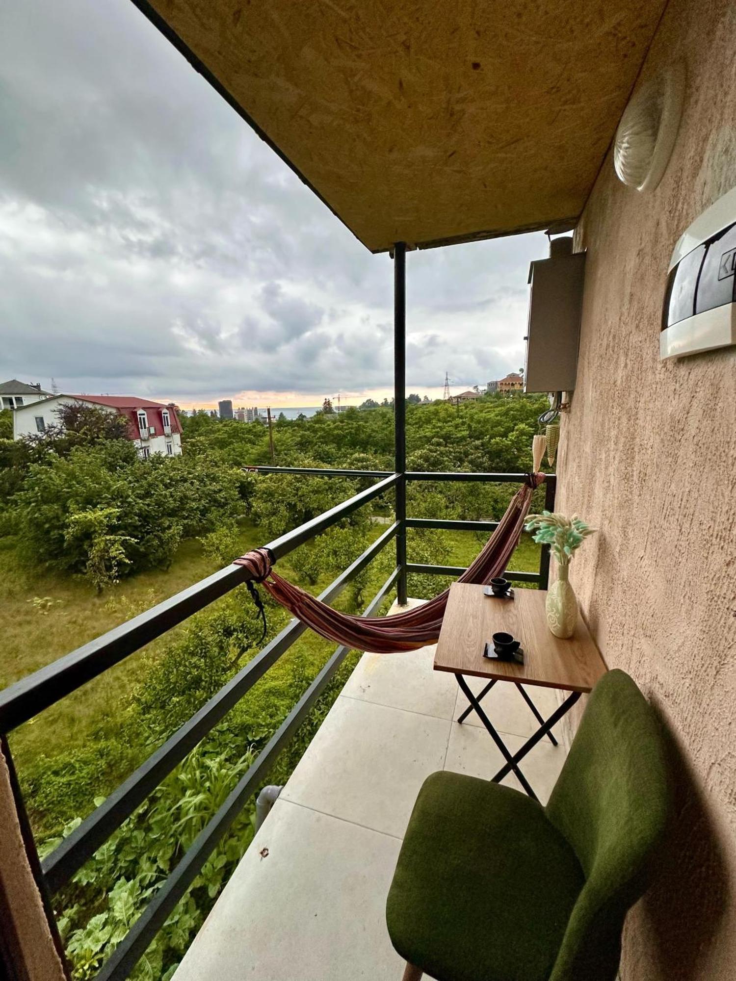 Отель Nita House Батуми Экстерьер фото