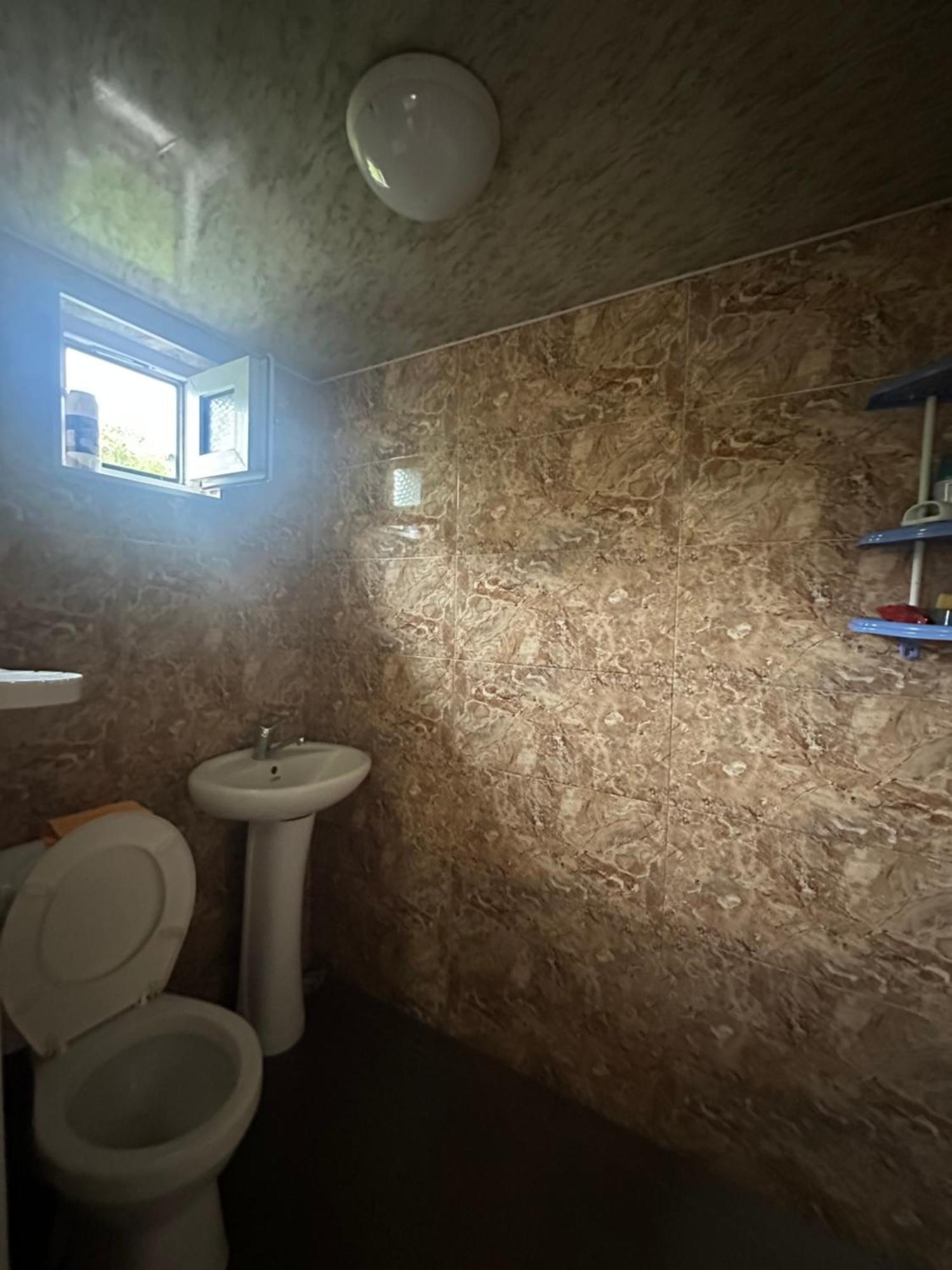 Отель Nita House Батуми Экстерьер фото
